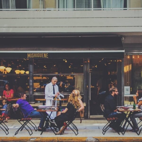 পুরাতন রেষ্টুরেন্ট