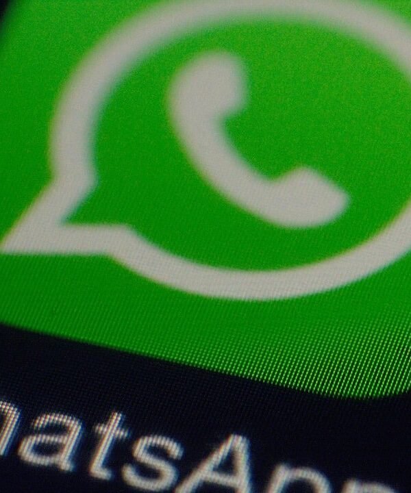 Whatsapp একাউন্ট